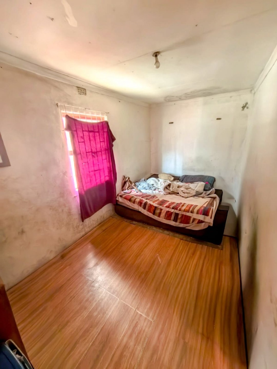 2 Bedroom Property for Sale in Lavender Hill Western Cape